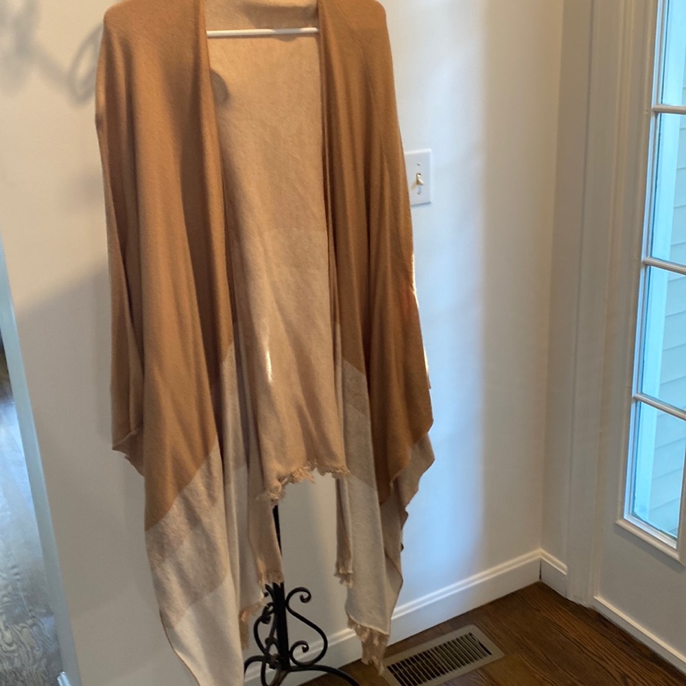 Splendid wrap, one size